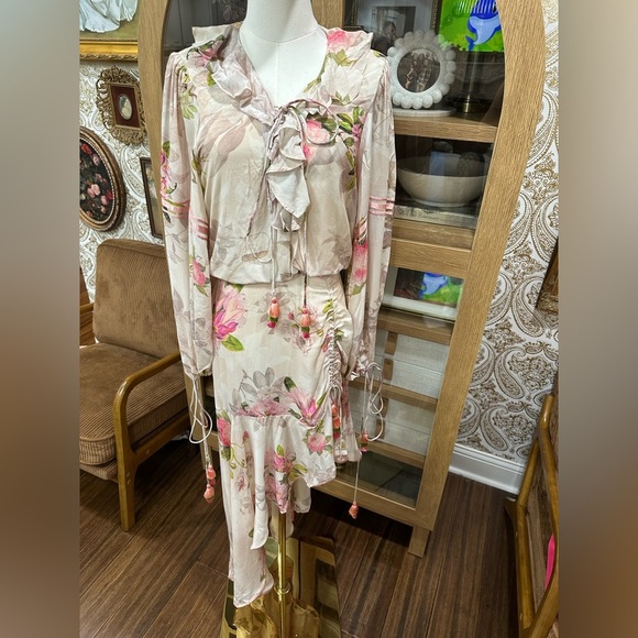 Rococo Sand 100% silk Floral Pink and Cream Dress size Large $686 BNWT - Picture 1 of 11